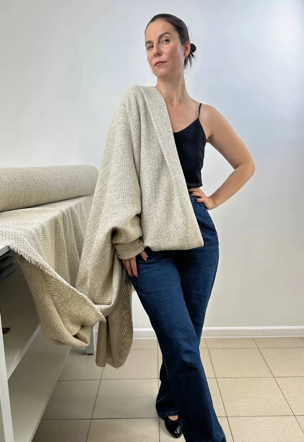 Шерстяной твид - шанель: вечная классика в элегантном бежевом оттенке 😍 - Ткани FF