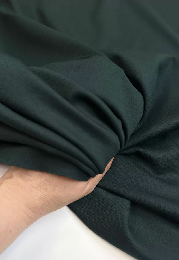Только на Тульской: вискозный джерси в глубоком зелёном оттенке 💚 - Ткани FF Москва