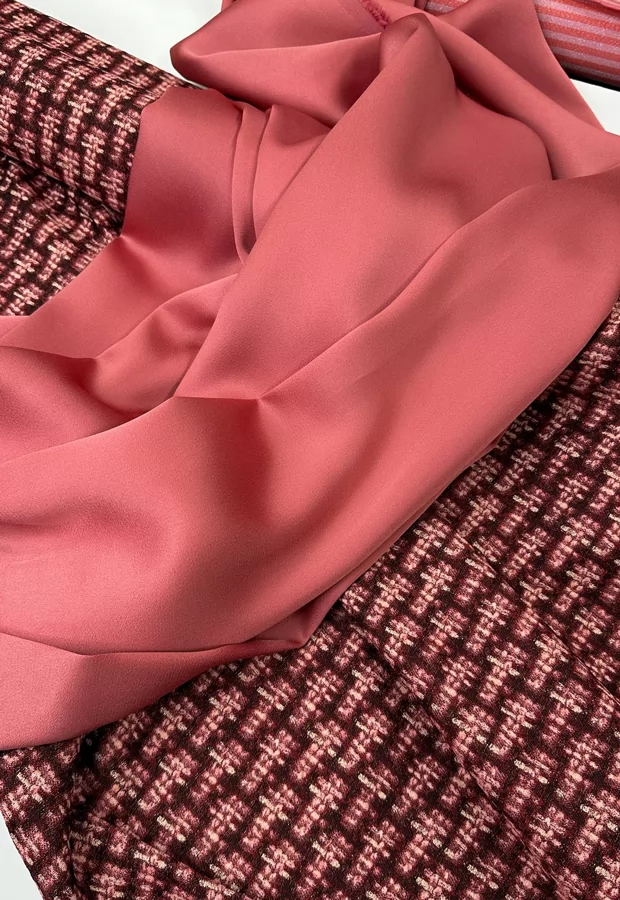 Подобрали жаккард к нарядной вискозной кади от Forte Forte: получилось очень женственно 🌺 - Ткани FF Москва