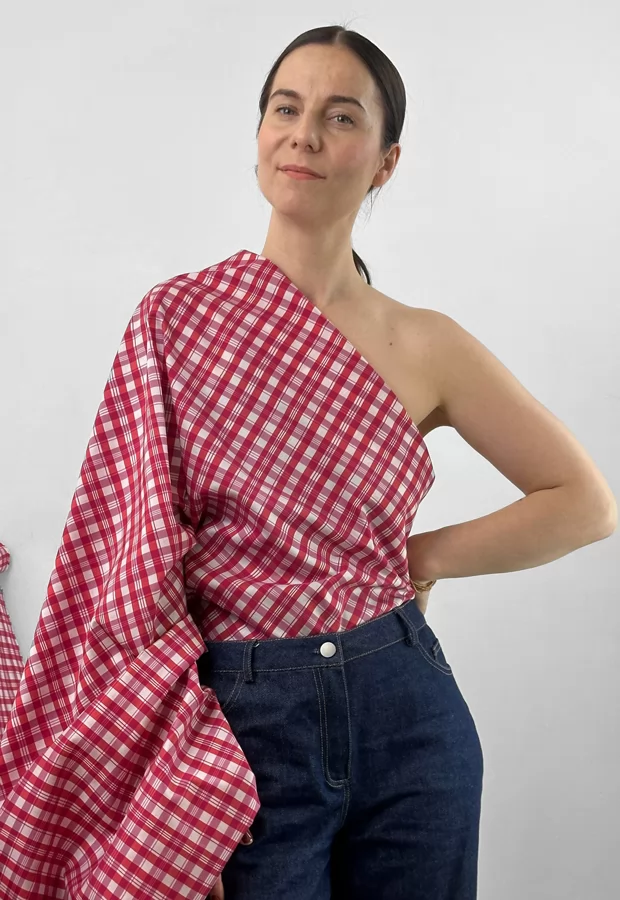 Готовимся к лету: нежный хлопок с добавкой шёлка в яркую клетку ✨ - Ткани FF