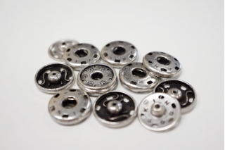 Кнопка пришивная декоративная серебряная 19 мм KN-(N2) 15112001
