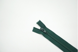 Молния брючная  зеленая от YKK 16 см G4 14102140