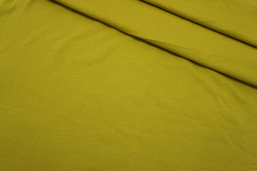 38 х 50. Брезент зелёный с жёлтыми буквами. Футболочная ткань. Футболочный трикотаж тонкая шерсть.