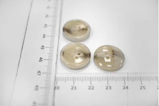 Пуговица костюмно-пальтовая пластик серо-молочная под рог 20 мм-(F1)- 6012246