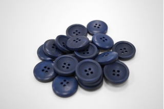 Пуговица матовая костюмно-рубашечная пластик тёмно-синяя 20 мм- (H1) 3012276