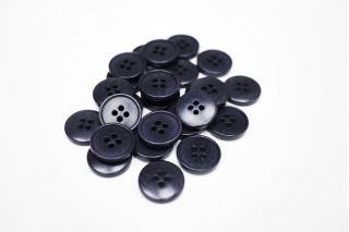 Пуговица костюмная черно-синяя 18 мм пластик  (T1)- 22122203
