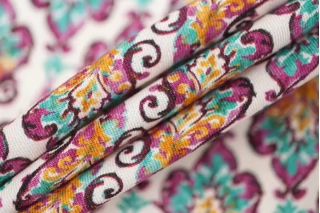 ОТРЕЗ 2 М Вискоза плательная Бирюзово-розовый орнамент DRT (14) 4032360-1