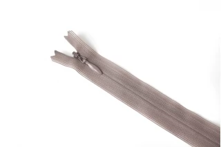 Молния потайная неразъемная YKK Пепельно-кофейная 31,5 см G33 30082391