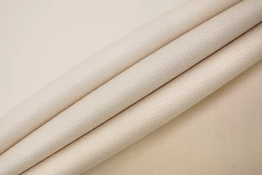 Костюмно-плательная поливискоза Бежевая IDT H63/6 G30 20112521