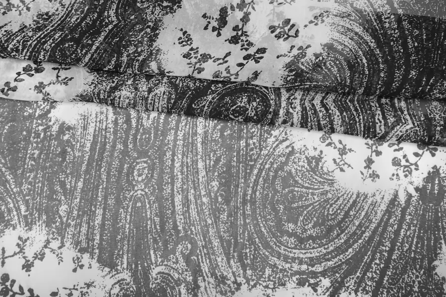 Батист вискоза с шелком цветочный орнамент Чёрно-белый CVC H2/3 O10 19112540
