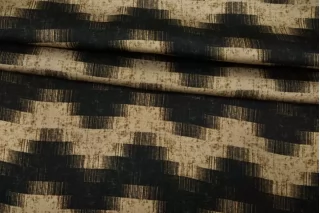 Атлас-стрейч вискозный плательно-блузочный Абстрактный зигзаг IDT H21/9 i10 20112501