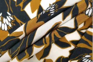 Крепдешин шёлковый Max Mara Цветы абстрактные на молочном MM H00  EE22 2102502