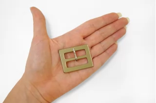 Пряжка пластик оливковая перламутровая 30х40 мм (R2) 25112523