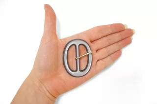 Пряжка пластик серая перламутровая 45х55 мм (T-2) 25112570