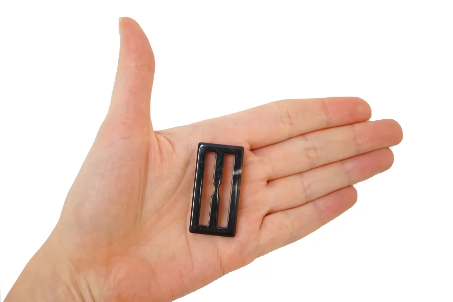 Пряжка пластик графит под рог 20х40 мм  (YY-2) 25112574