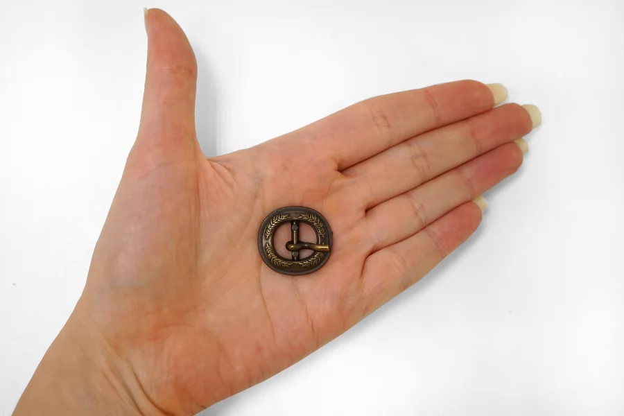 Пряжка металл бронза 25х20 мм (W-3) 25112578