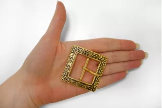 Пряжка металл золотая 45х45 мм (T-3) 25112585