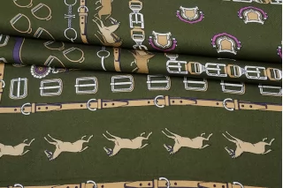 Плательная твиловая вискоза EMME MARELLA В платочном стиле лошади на зелёном MM Н21/7 i50 1102515