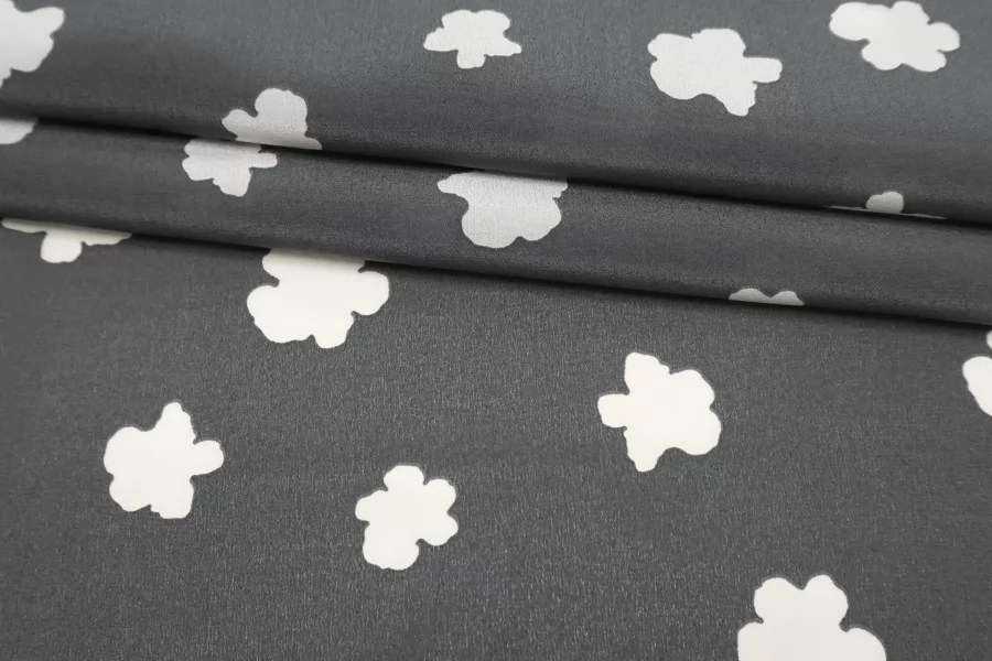 Крепдешин шелковый MAX MARA Серый в цветок MM H31 N50 30092530