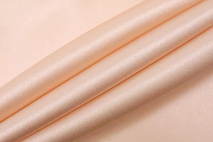 ОТРЕЗ 0,4 М ДЕФЕКТ Атлас шелковый плательно-блузочный BALLY Нежно-персиковый BL (ДФ9) 30102502-1