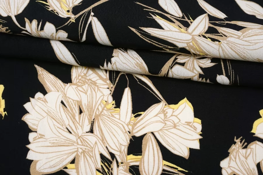 Вискоза креповая плательная Цветы на чёрном SMF H21 H60 15052512