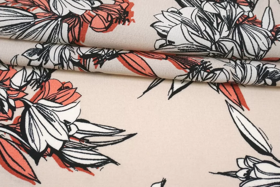 Вискоза креповая плательная Цветы на светло-бежевом SMF H21/9 i60 15052514