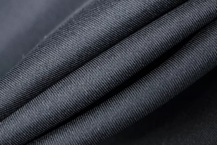 ОТРЕЗ 0,35 М Шёлк-стрейч плательно-блузочный мокрый Графит BNC (17)  21052512-1