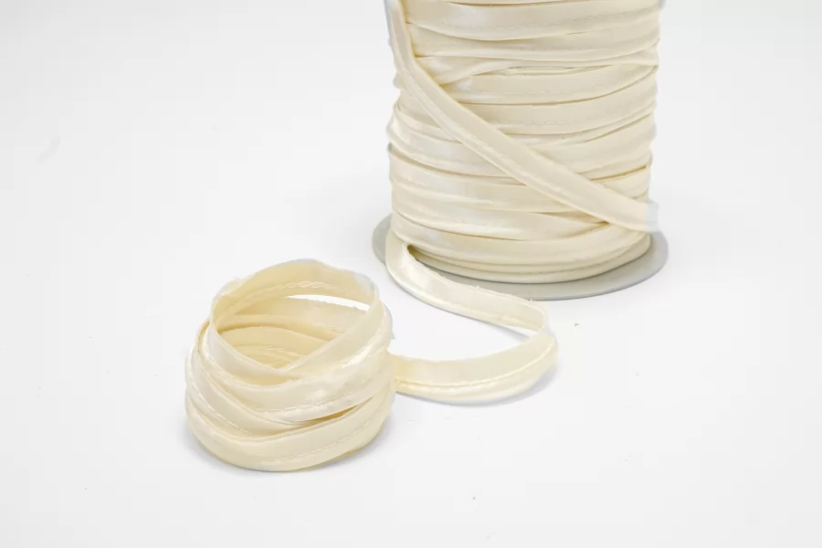 Кант отделочный  1 см Молочный SHB10 23062523