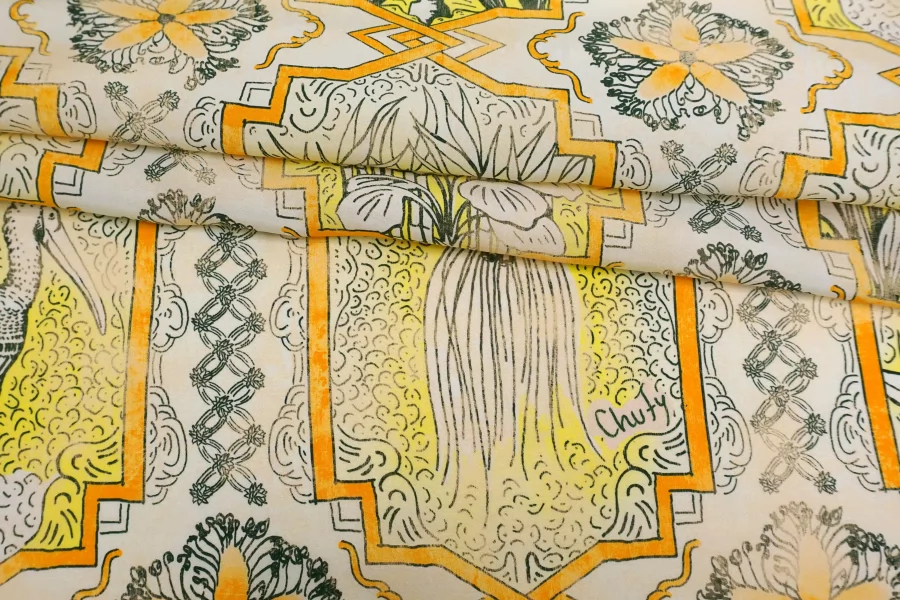 Крепдешин шёлковый варёный CHUFY Орнамент на белом MM H31 N20 14042524