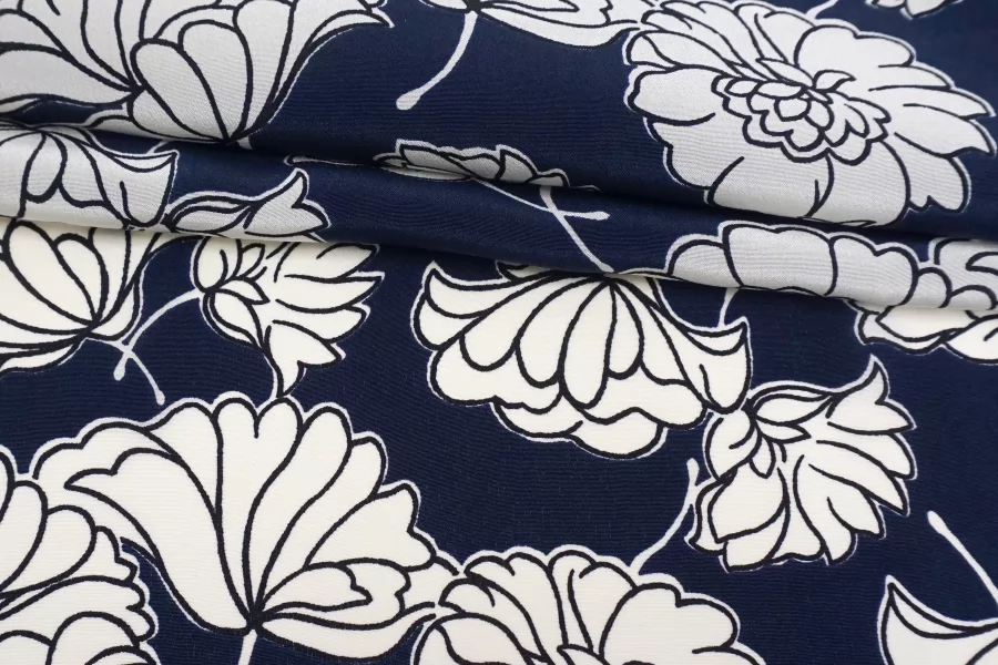 Крепдешин шёлковый Max Mara Цветы на тёмно-синем MM H31 N40 14042538