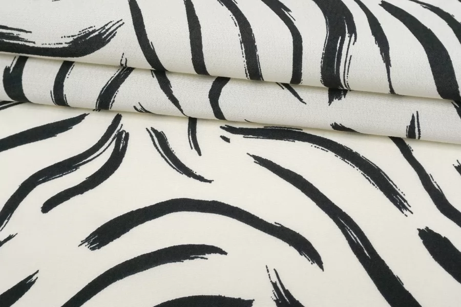 Вискоза креповая MAX MARA Чёрно-молочные полоски MM H00 FF44 14042543