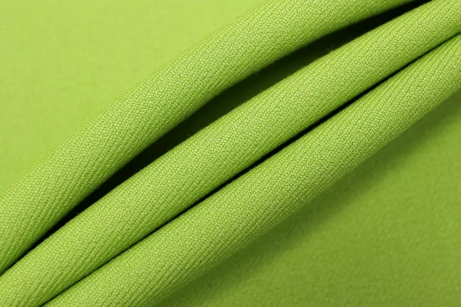 ОТРЕЗ 1 М Поливискоза костюмно-плательная MAX MARA Светло-зелёная MM (09) 15042529-2