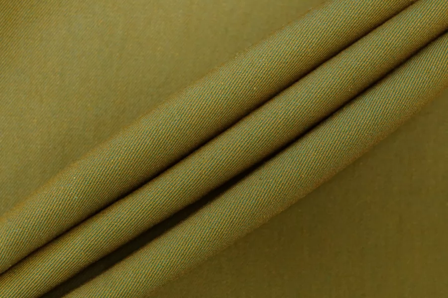 Плащевый хлопок водоотталкивающий шанжан BURBERRY Зелёный BRS H53/2 KK50 4082621