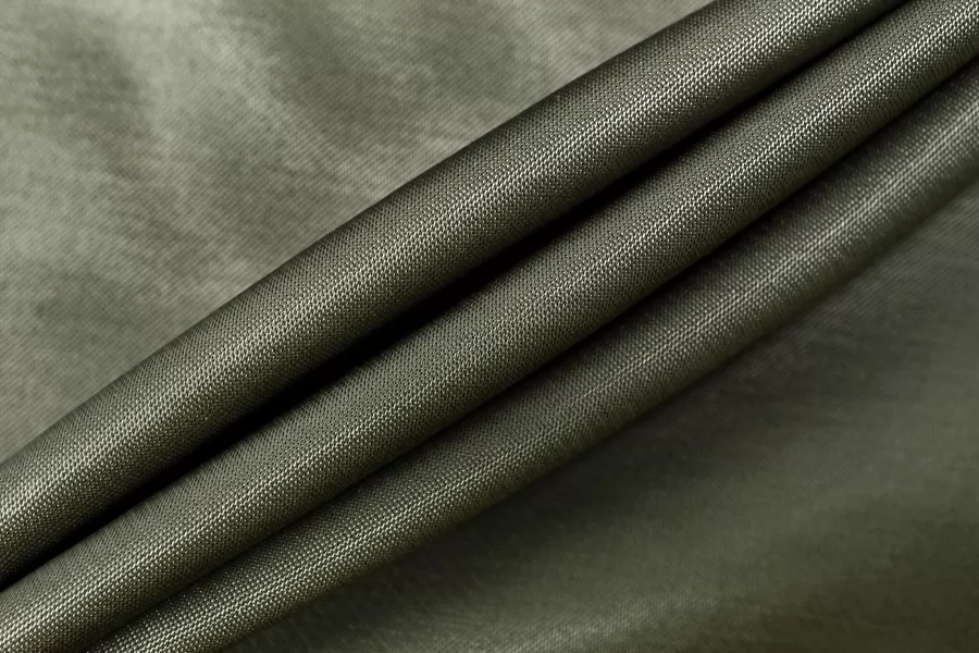 Атлас хлопковый с вискозой костюмно-плательный Зелёный хаки TRC H10/9 E70 12122515