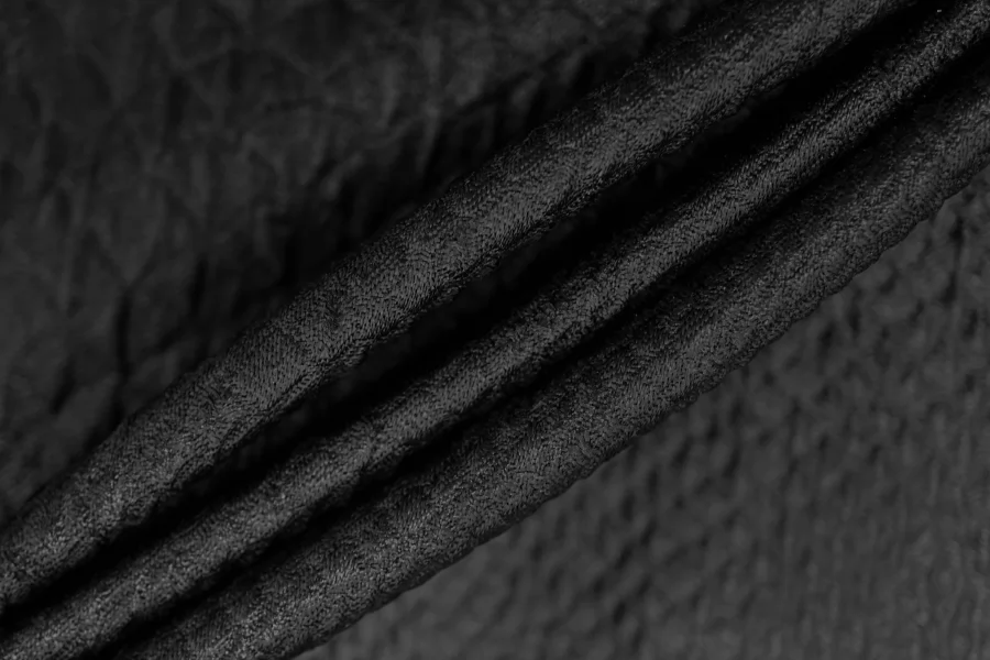 Жаккард фактурный под кожу рептилии костюмно-плательный Чёрный TRC H34/4  L20 12122528