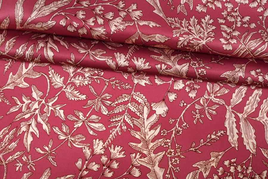 Атлас шёлковый плательно-блузочный LIBERTY Тёмно-розовый цветочный TRC H31/1 N30 12122563