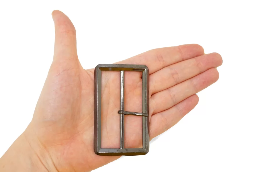 Пряжка металл темный никель 45х70 мм (V-3) 15112511