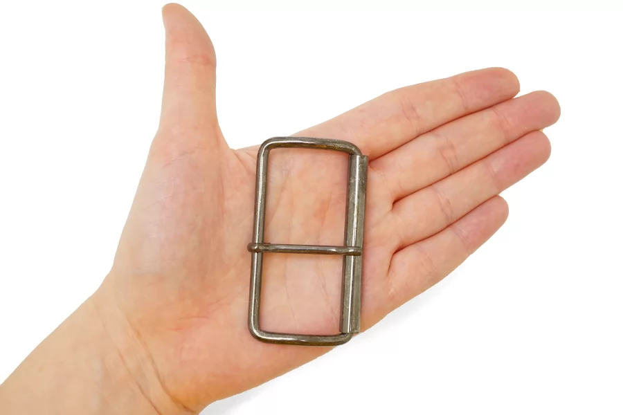 Пряжка металл темный никель 35х70 мм (V-3)  15112512