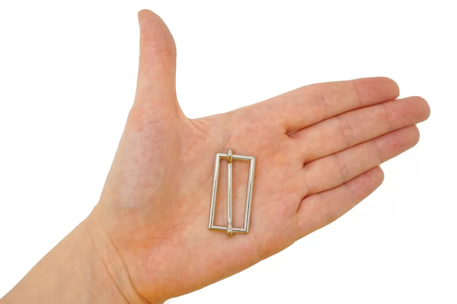 Регулятор длины ремня серебристый 20х35 мм-(V-3)  15112530