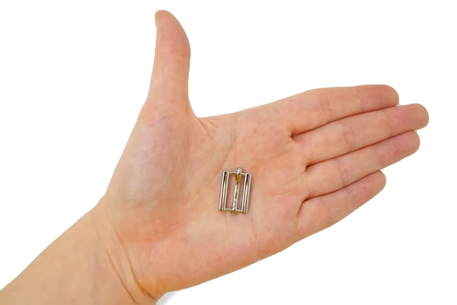 Регулятор длины ремня серебристый 20х15 мм-(V-3) 15112531