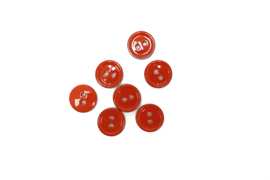 Пуговица  пластик  11 мм красная (M-3)  18112505