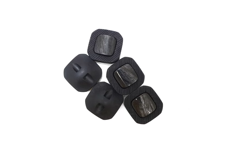 Пуговица пластиковая на ножке графит с перламутровой вставкой  20 мм  (L-3)  26112577