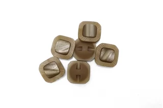 Пуговица пластиковая на ножке Бежевая с перламутровой вставкой 20 мм (L-3) 26112586