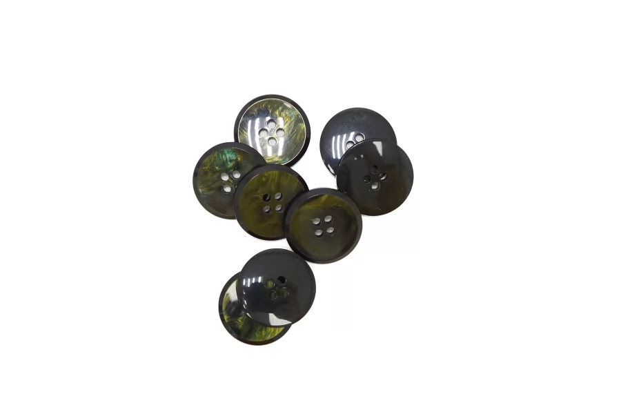 Пуговица костюмная пластик зеленый хаки 22 мм  (L-3)  26112599