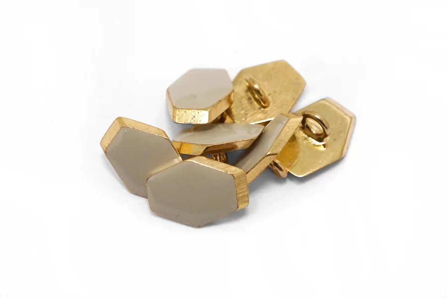 Пуговица  металлическая плательная  Серая 12 мм на 9 мм  (К-3)  27112531