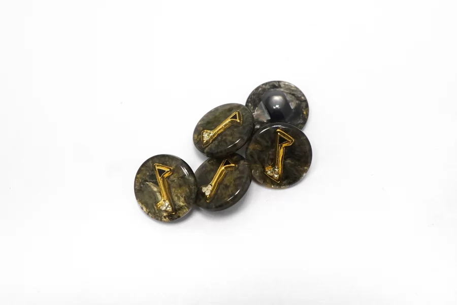 Пуговица пластиковая на ножке Хаки с золотой вставкой 15 мм  (К-3)  27112543