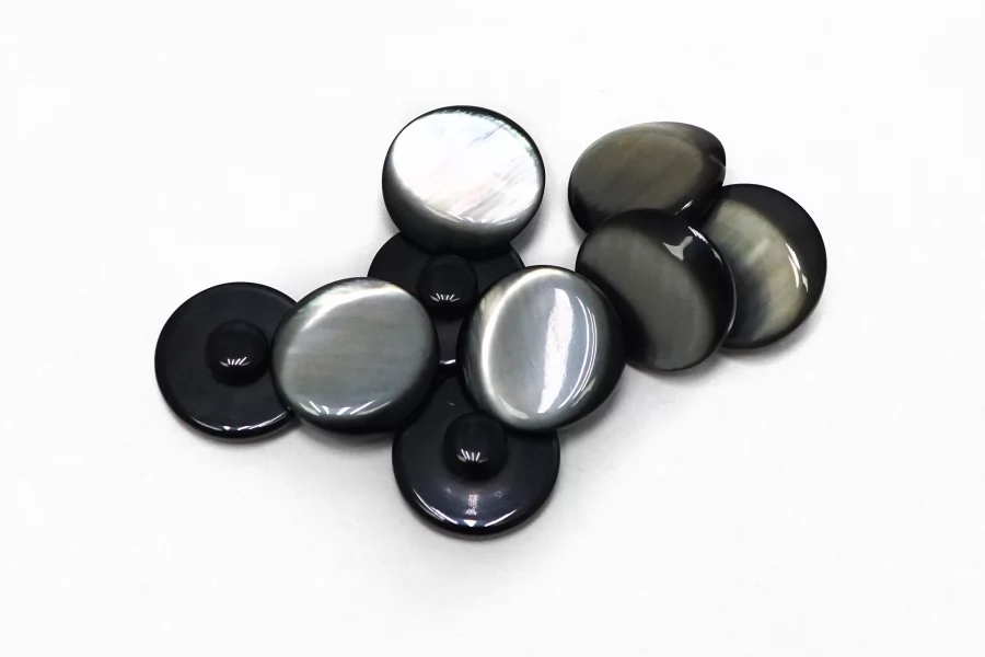 Пуговица пластиковая на ножке  Серая 18 мм   ( J-3) 27112554