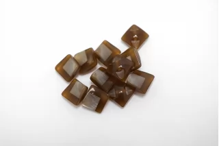 Пуговица пластиковая на ножке  Коричневая 10 мм    ( J-3)  27112571