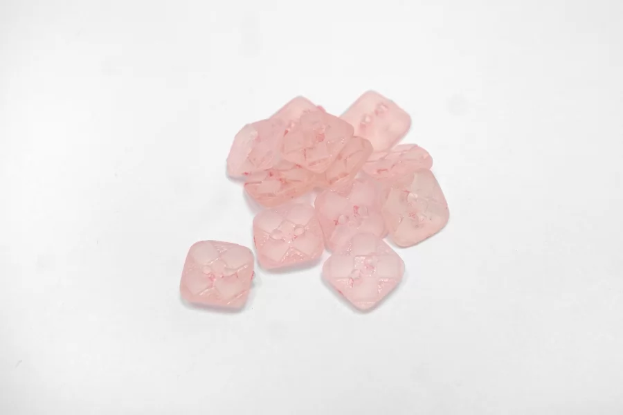 Пуговица пластиковая Розовая 10 мм  ( J-3)  27112579