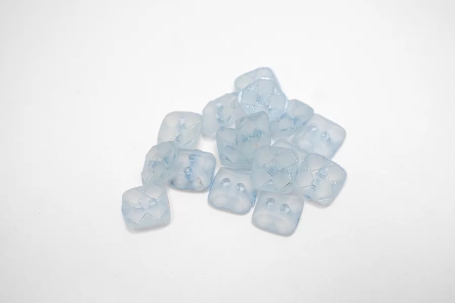 Пуговица пластиковая Голубая 10 мм  ( J-3)  27112581